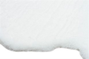 White color non -slip base post rabbit feather soft carpet