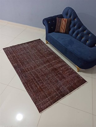 Put brown color hand weaving vintage carpet-119x191